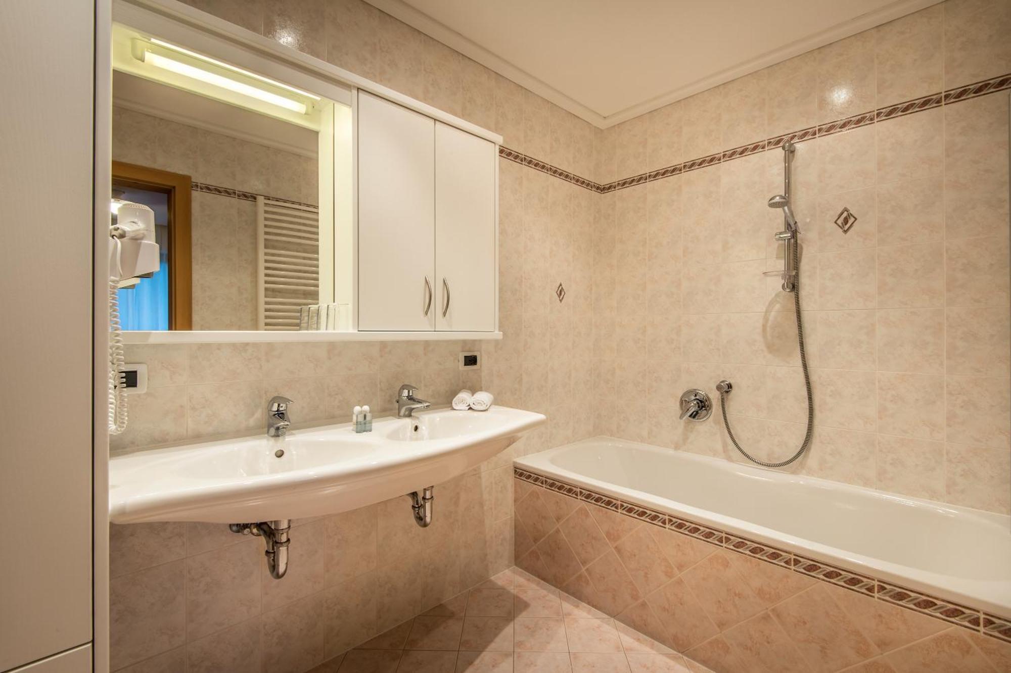 Chalet Prades Dolomiti Lodges La Villa  Eksteriør bilde