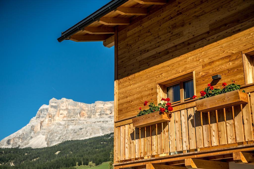 Chalet Prades Dolomiti Lodges La Villa  Rom bilde